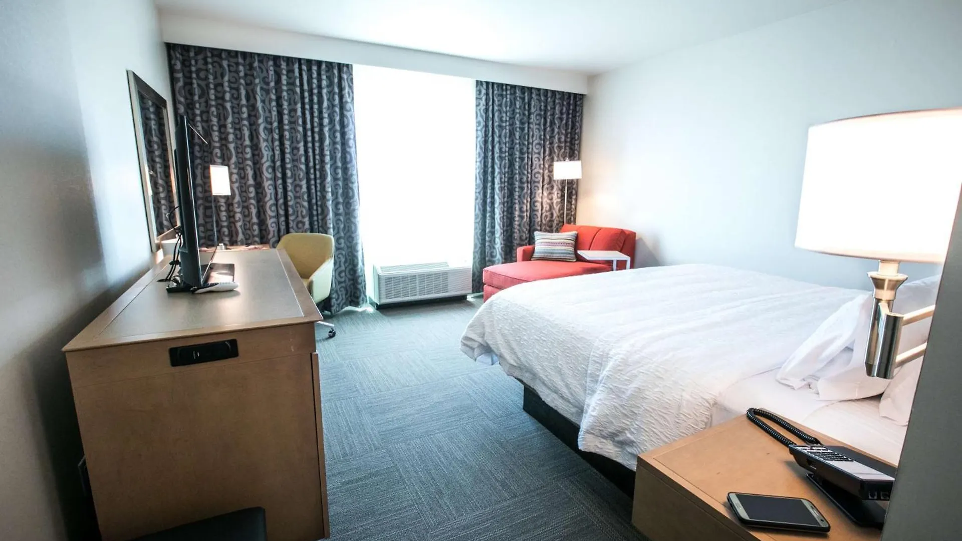 Hampton Inn & Suites Tempe/Phoenix Airport, Az